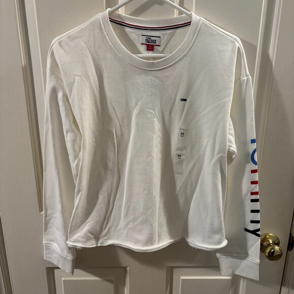 Tommy Hilfiger Women's Long Sleeve Crop Top Sweatshirt ~ Medium ~ NWT - Picture 1 of 5